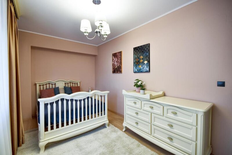 2015 Herastrau, Cartier Francez, 3 camere 83 mp, Centrala, Parcare Subteran