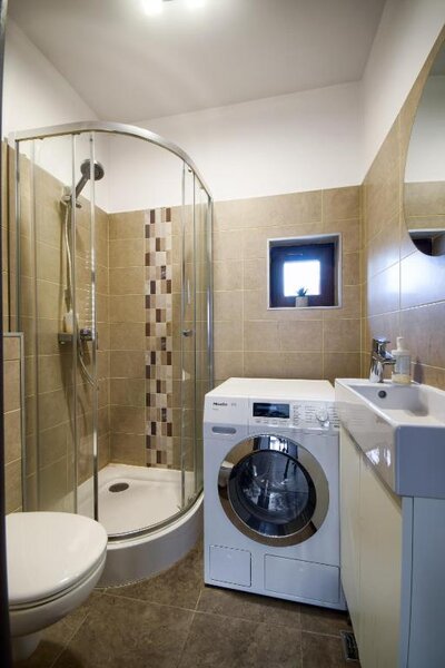 2015 Herastrau, Cartier Francez, 3 camere 83 mp, Centrala, Parcare Subteran